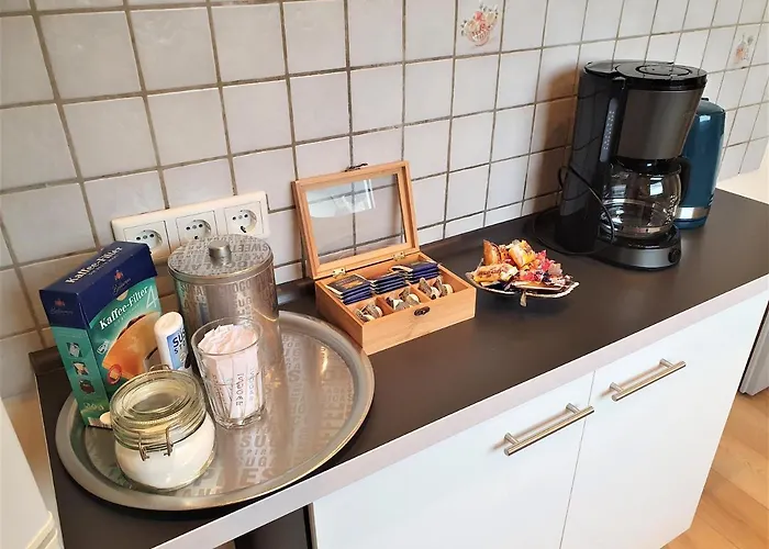 Bis 5 Personen, Parkplatz, Arbeitsplatz